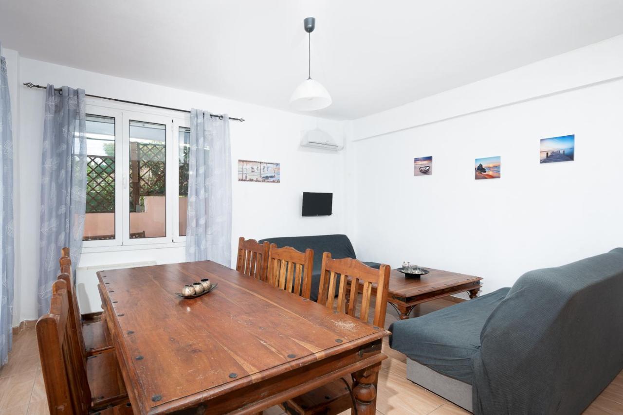 Mtc-D Apartments By The Sea And Airport Porto Rafti Luaran gambar