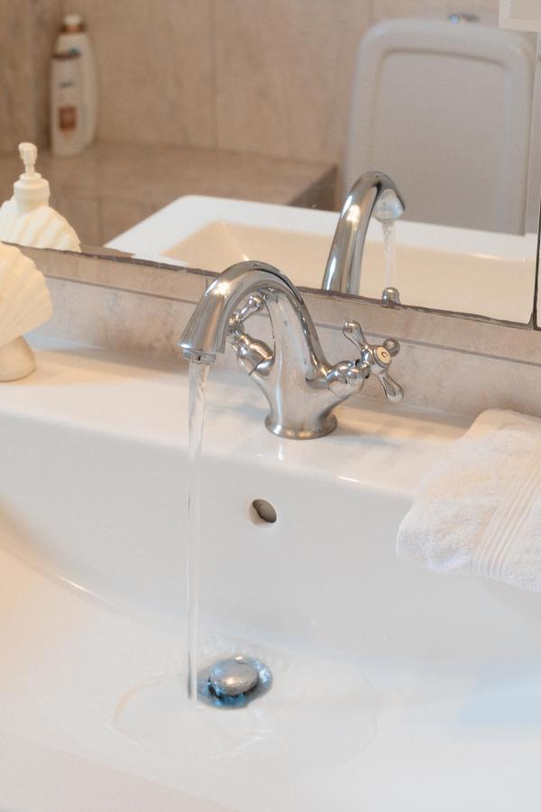 Mtc-D Apartments By The Sea And Airport Porto Rafti Luaran gambar